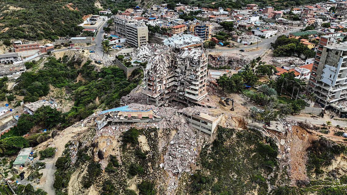 Asciende a 5,346 la cifra de muertos por el doble terremoto en Venezuela