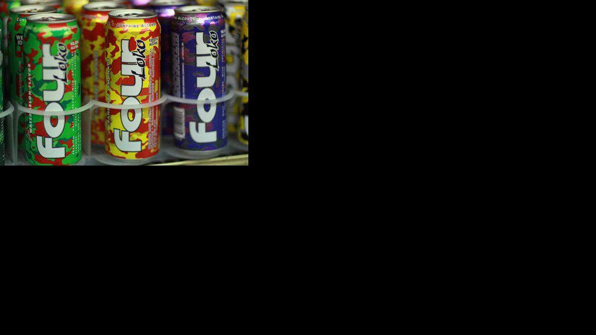 Latas del licor energético Four 
Loko en una tienda en 
Palo alto, California, el 
18 de octubre.