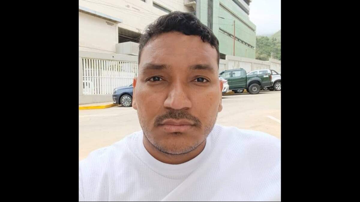 Ybrahin Villafaña survived the devastating June 24 earthquakes in Venezuela. It was the second time he had escaped with his life from a major tragedy in La Guaira.