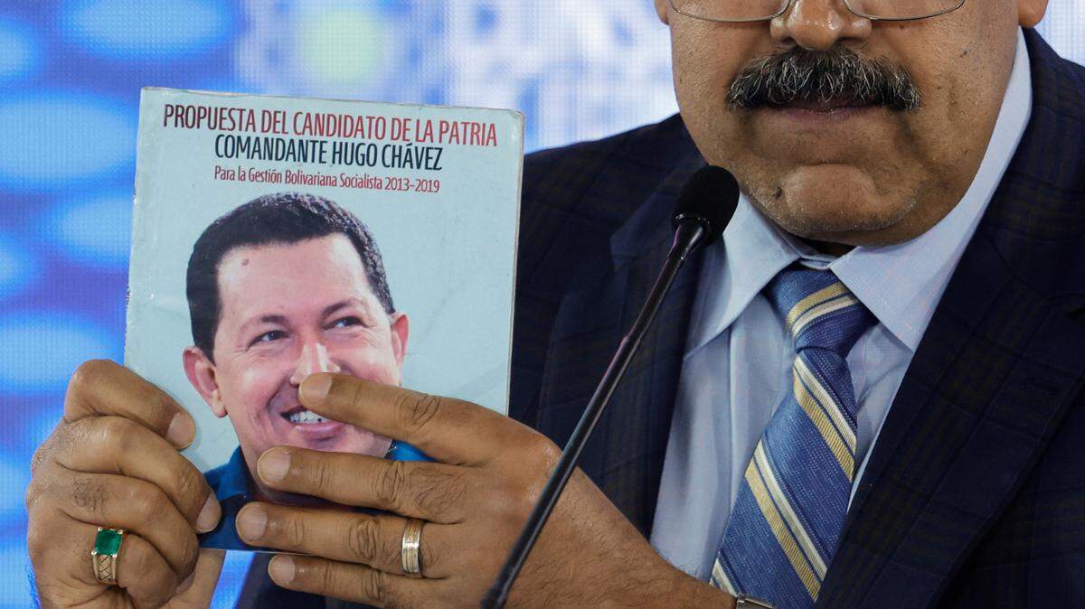 El gobernante de Venezuela, Nicolás Maduro, y el Parlamento controlado por sus partidarios organizaron un referendo el domingo 3 de diciembre de 2023 para resolver la disputa territorial sobre un territorio fronterizo con Guyana. Pero el proceso podría generar graves disputas con Guyana y aumentar la tensión en la región. En la foto, Maduro durante una conferencia de prensa el 21 de septiembre de 2023.