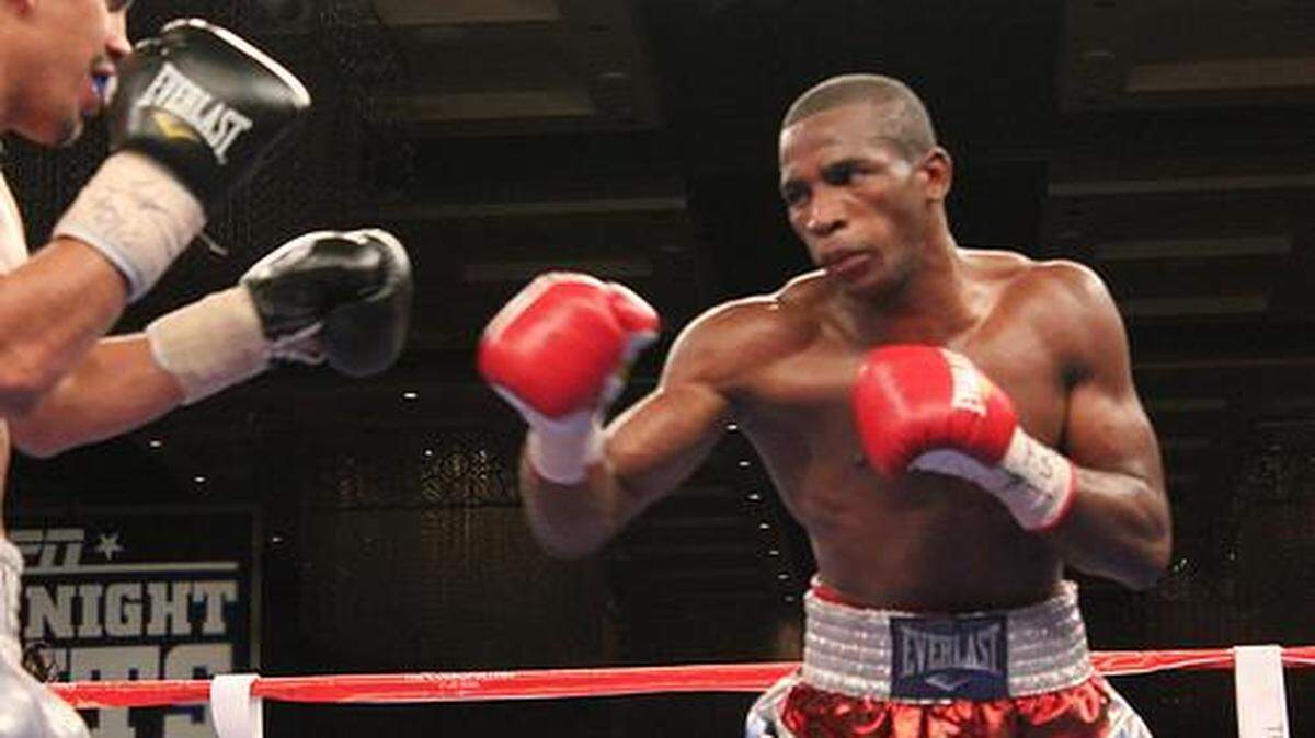 Erislandy Lara sabía que iba a pelear en mayo, pero no exactamente qué día y contra quién. Ahora ya está seguro de que el 28 enfrentará a José Benavidez en la pelea coestelar de la cartelera de Pago Por Ver de Showtime en Brooklyn, Nueva York, donde Gervonta Daavis combatirá contra Rolando Romero.