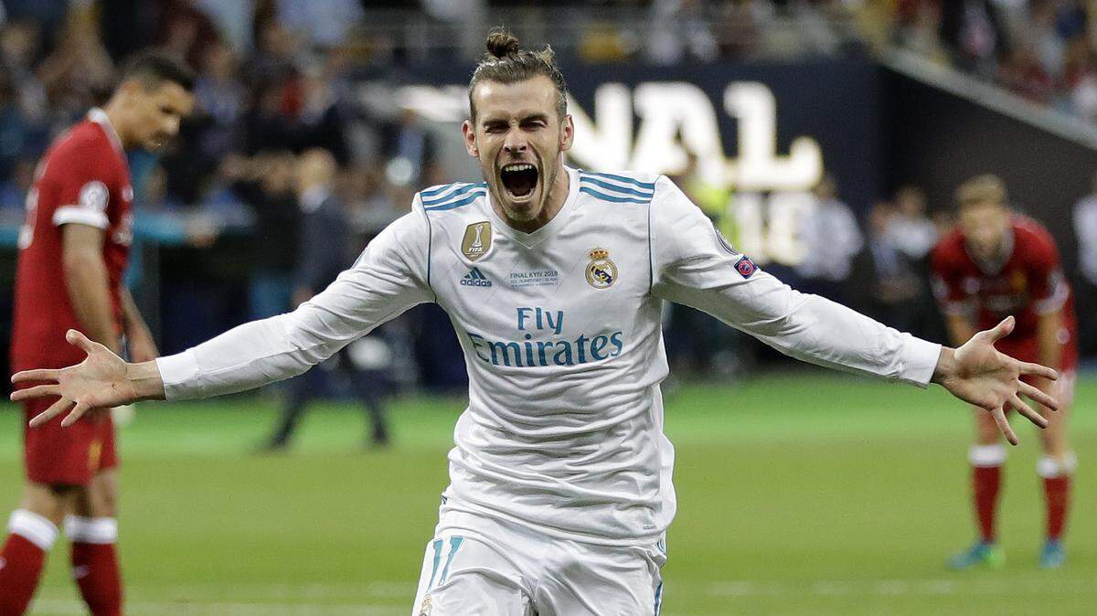 Gareth Bale celebra luego de anotar su segundo gol con el Real Madrid ante Liverpool en la final de la Liga de Campeones, el 26 de mayo de 2018 en Kiev, Ucrania.