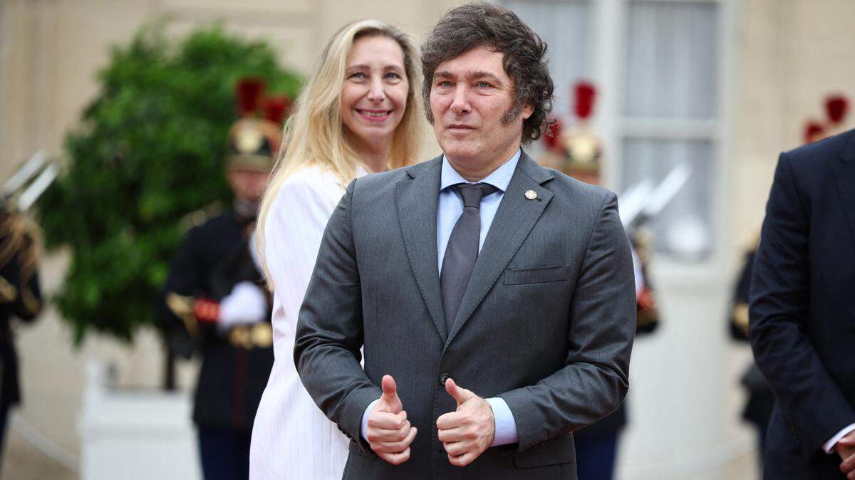El presidente argentino, Javier Milei, asistió a una recepción organizada en el Palacio del Elíseo antes de la ceremonia de apertura de los Juegos Olímpicos de París 2024, en París, Francia, el 26 2024 de julio. 