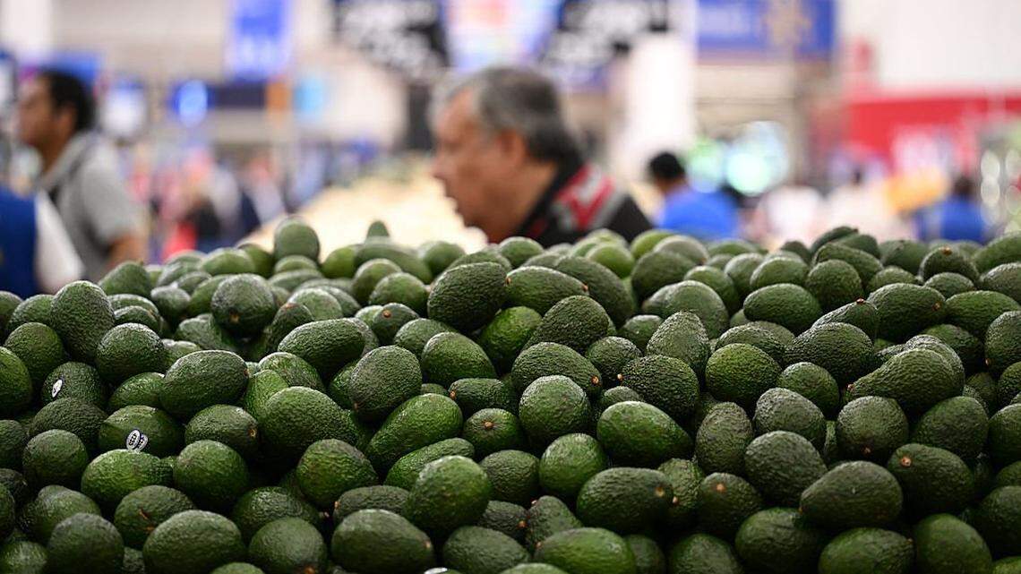 El aguacate de México, la otra estrella que domina el Super Bowl