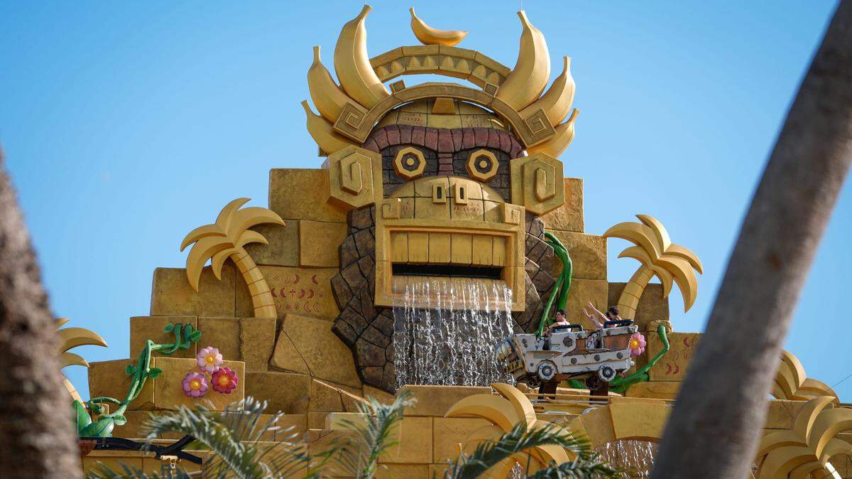 Mine-Cart Madness is a family coaster full of surprises in Super Nintendo World’s Donkey Kong Country at Universal Epic Universe.