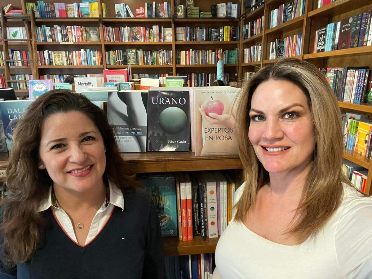 Eileen Cardet y Beatriz Mendoza.