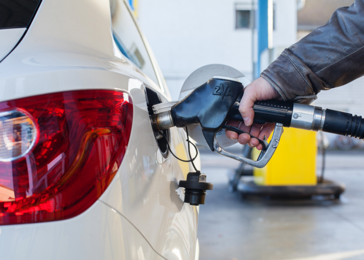 Los precios de la gasolina en Florida subieron 17 centavos luego de que finalizó la exención estatal de impuestos al combustible el 1 de noviembre de 2022.