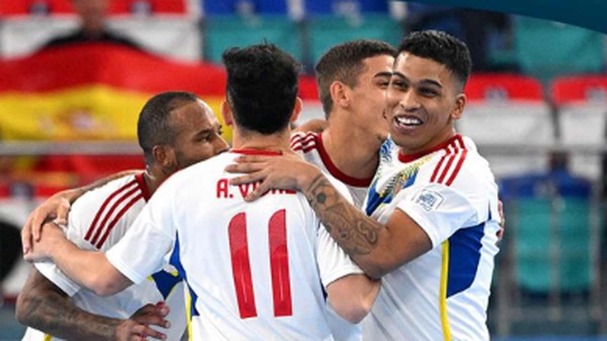 La selección de Venezuela protagonizó este miércoles una gran hazaña en el Mundial de fútbol sala de Uzbekistán al clasificarse para los cuartos de final con una victoria 2-1 ante España, que tendrá que esperar el menos cuatro años más para conseguir su tercera estrella de campeona del mundo.