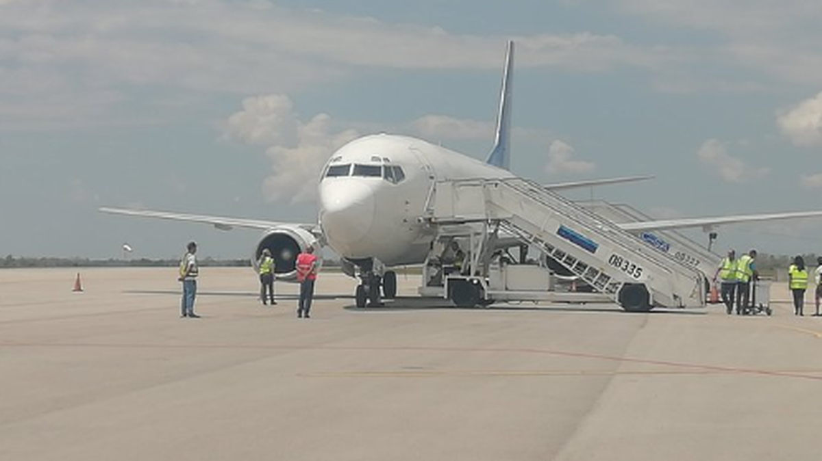 Foto de archivo. Cuba recibió este miércoles un grupo de 66 migrantes irregulares devueltos desde Estados Unidos en el segundo vuelo tras la reciente reanudación de las deportaciones por vía aérea entre ambos países que permanecieron suspendidas desde diciembre del año 2020.
