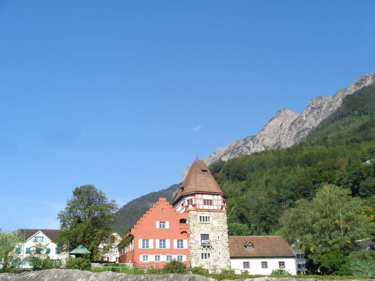 Una típica casa de Liechtenstein.