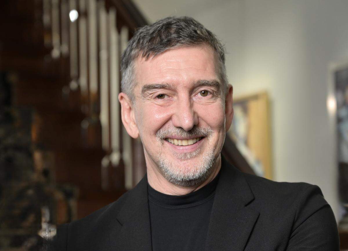  El legendario bailarín Julio Bocca, director artístico del ballet del Teatro Colón de Buenos Aires, regresa a Miami para integrar el jurado de esta edición de la MIBC. 