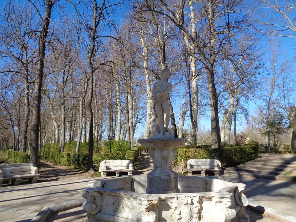 Una de las fuentes del Jardín de la Isla.
