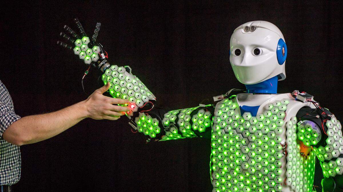 Penn State researchers found many problems with the current generation of social robots.