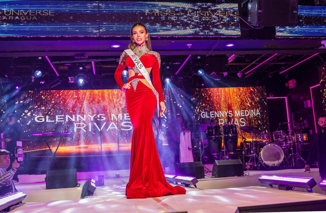 Glennys Medina Segura, representing Rivas, is one of the Miss Universe Nicaragua candidates who appeared at the El Guacalito restaurant on July 17.
