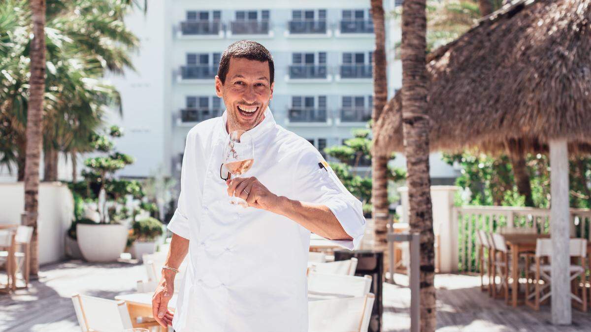 El Chef ejecutivo Manuel Mattei, originario de la región italiana Lombardía.