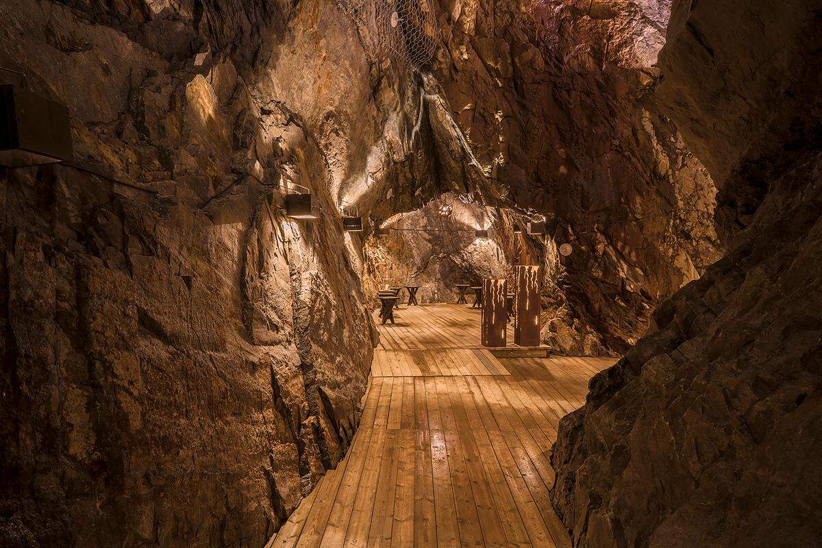 En la mina de Blaafarveværket, en la región de Oslo, se ha notificado el avistamiento de ‘Blåmannen’, un fantasma que se adelantaba a los desastres apareciendo con una linterna para advertir a los mineros.