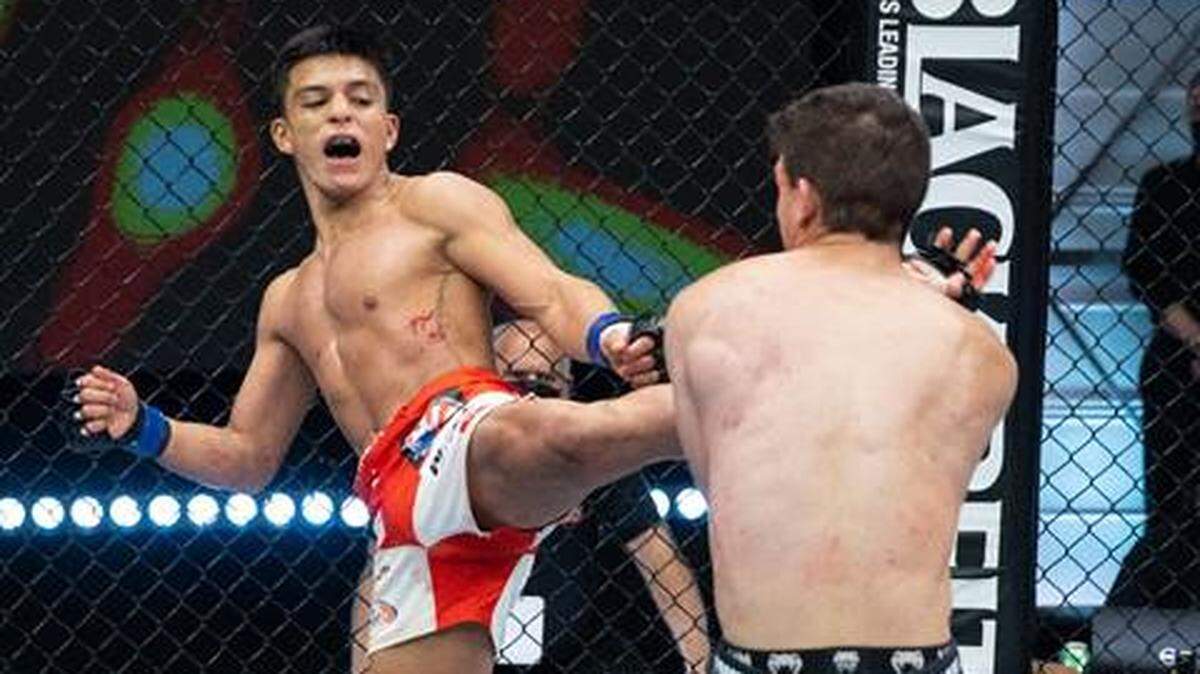 Axel Osuna (izquierda) regresará a la acción y representará a México contra el invicto estadounidense David “El asesino silencioso’’ Solórzano, en el evento principal de peso gallo de Combate Global el viernes 26 de agosto.