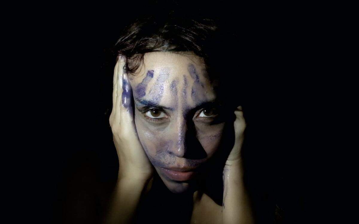 Carla Forte interpreta más de veinte personajes en el corto ‘Femme’.