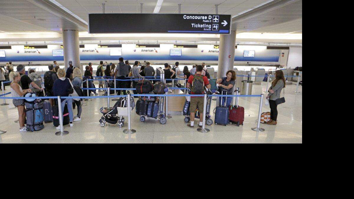 Canadá no permitirá retirar de un avión a nadie que haya comprado un boleto solo porque esté en un vuelo sobrevendido.