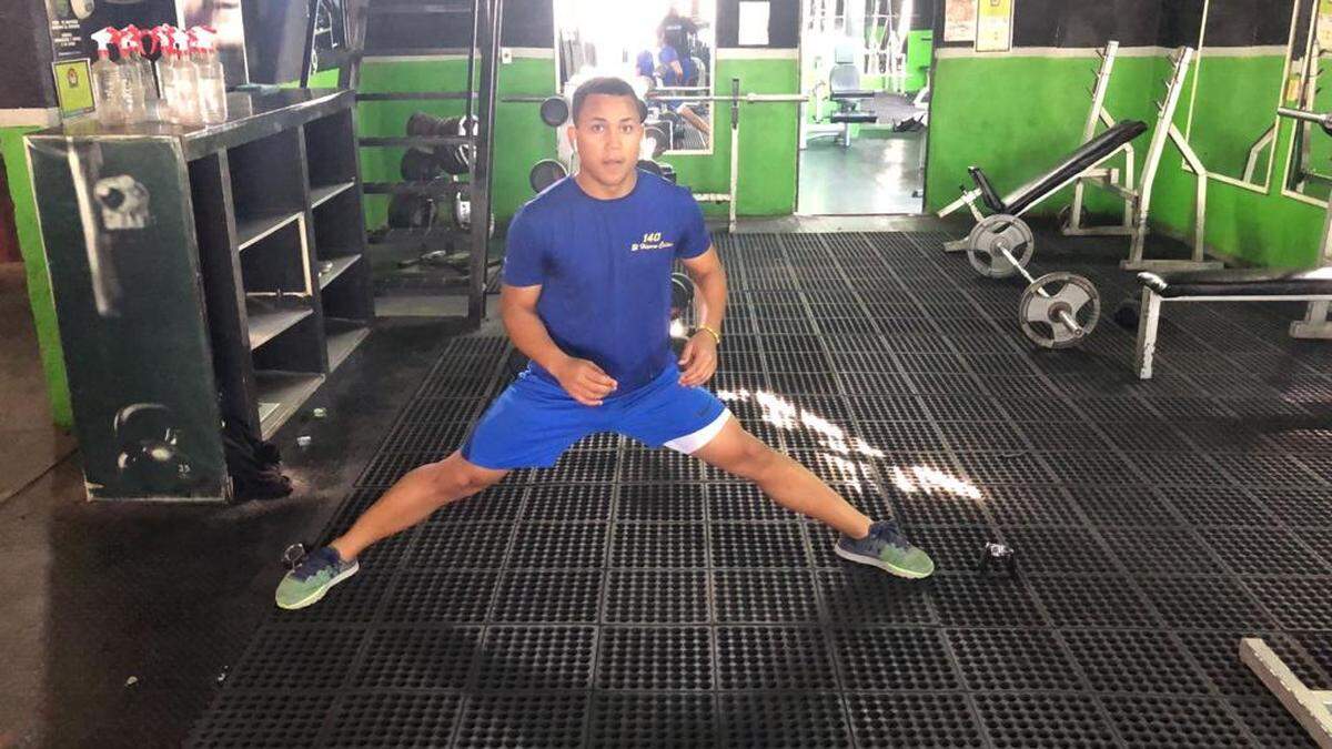 Bryan Chi está viviendo una transformación física notable en Coahuila, México, mientra esperaba por su documentación como agente libre.