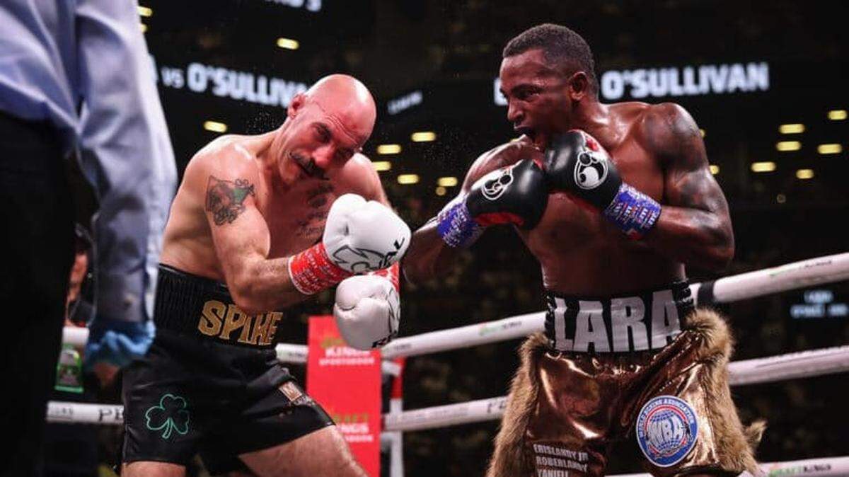 Erislandy Lara (der.) romperá un letargo de 21 meses para defender su título contra el primer retador Michael Zerafa, en la cartelera que protagonizarán Tim Tszyu y Keith Thurman en Amazon Prime PPV desde Las Vegas.