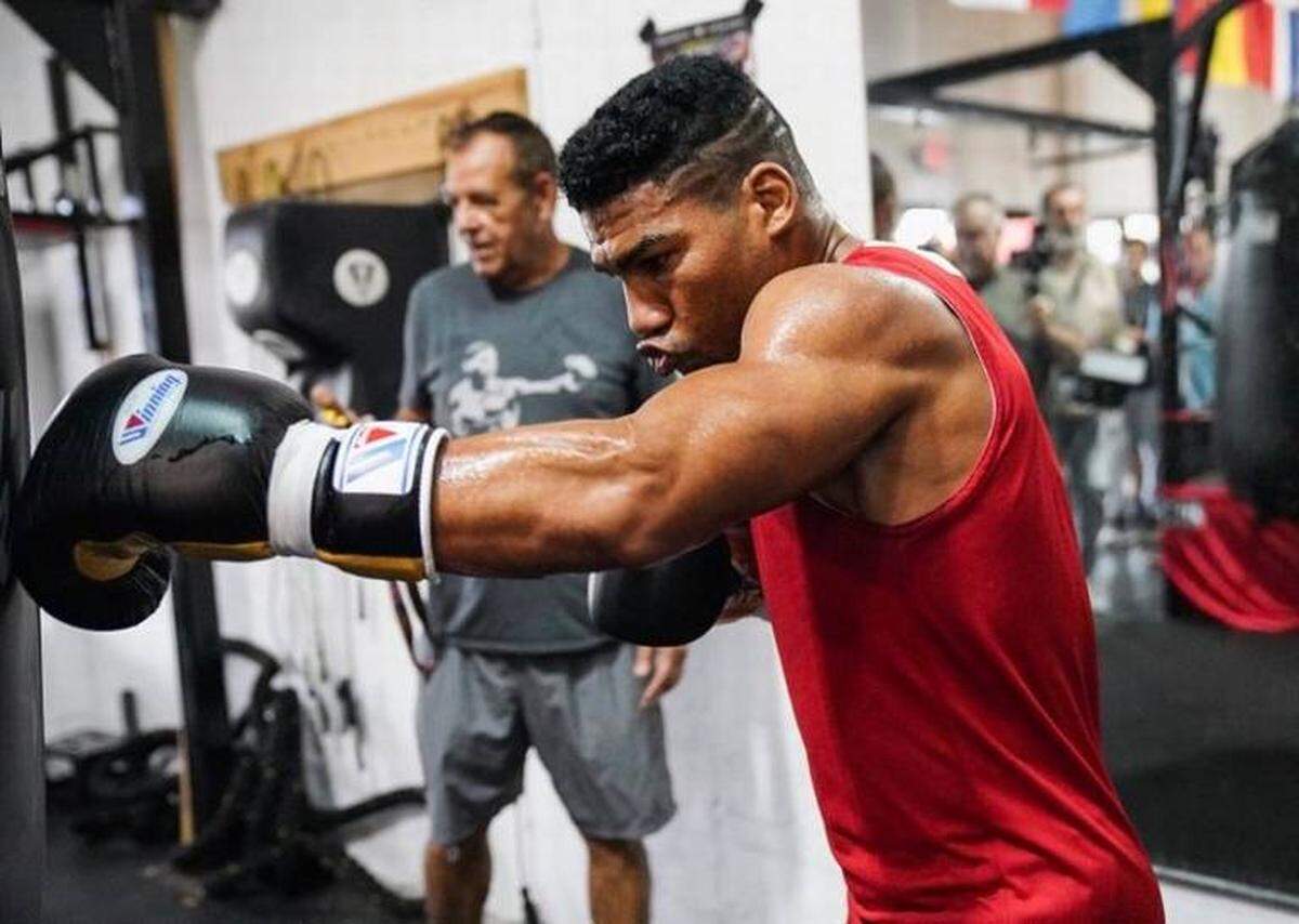 Yuriorkis Gamboa quiere demostrar que aún le queda gasolina en el tanque.
