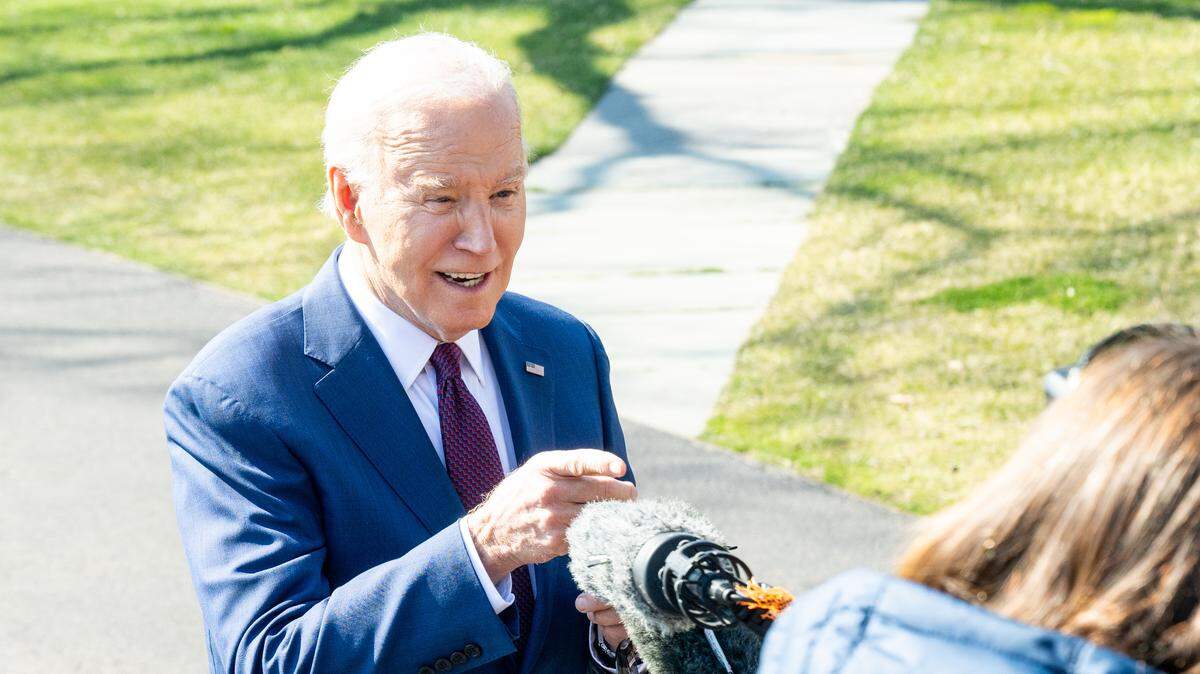 El presidente de Estados Unidos, Joe Biden, aseguró este jueves que dos periodistas le han confesado que se irían del país si el exmandatario Donald Trump (2017-2021) gana las elecciones en noviembre por miedo a ser procesados.
