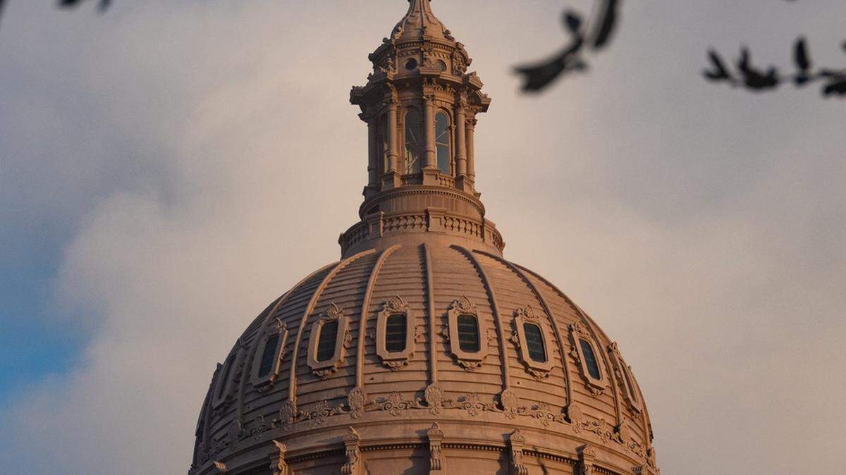 Foto de archivo del domo del Capitolio de Texas, en Austin, el 6 de septiembre de 2023. Una mujer embarazada que le había pedido a un tribunal de Texas que le permita abortar debido a defectos en el feto ha abandonado el estado a fin de hacerse el procedimiento, informaron sus abogados el lunes 11 de diciembre de 2023.