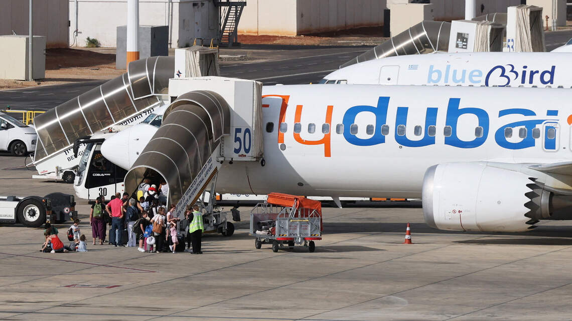 Oposición israelí destaca el ‘heroísmo' de pasajeros de FlyDubai que redujeron al piloto