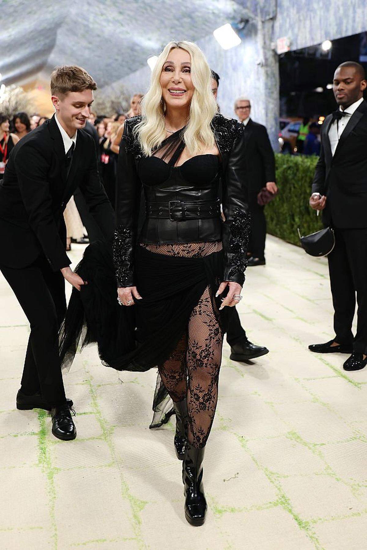Cher asiste a la Met Gala de 2026, que celebra el “Arte del vestuario”, en el Museo Metropolitano de Arte el 4 de mayo de 2026 en la ciudad de Nueva York.