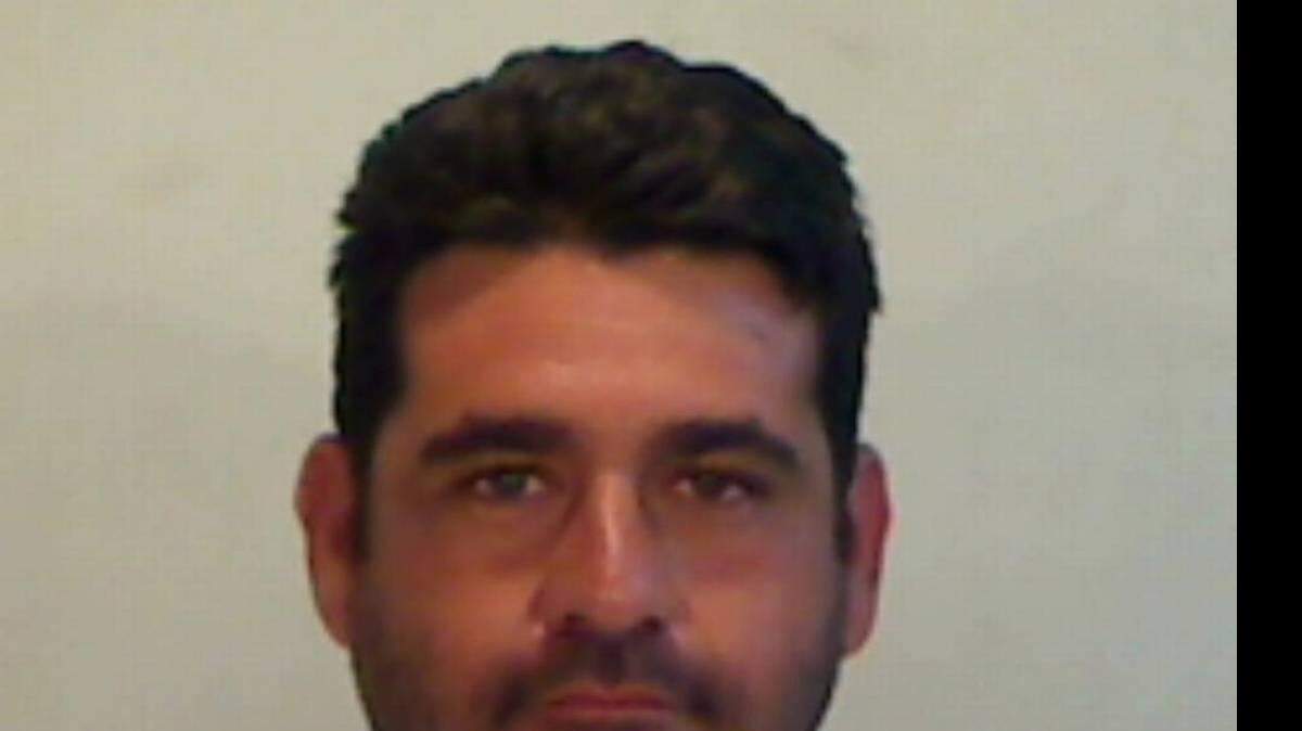  Anthony Macías.