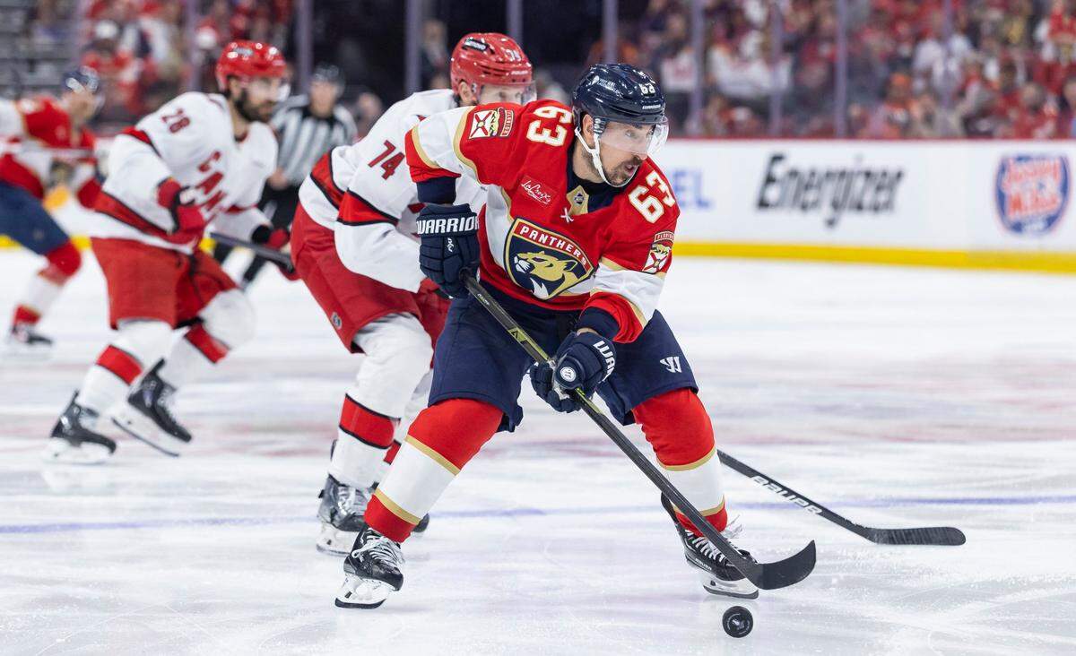 Brad Marchand llegó a los Panthers en marzo pasado como agente libre y en pocos meses se convirtió en figura clave de su equipo.