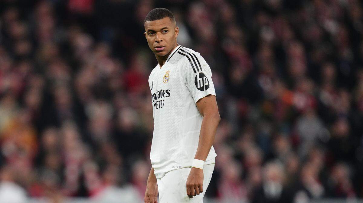 Una de las claves de la derrota del Real Madrid el miércoles ante el Athletic Club fue el fallo de un penal de Kylian Mbappé en el minuto 69 que pudo haber cambiado la tónica del partido.