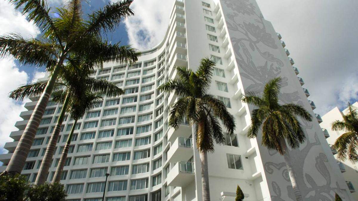 Un hombre de Brooklyn fue encarcelado el miércoles por agredir sexualmente a un hombre en el Hotel Mondrian de Miami Beach, según la policía. MIAMI HERALD STAFF