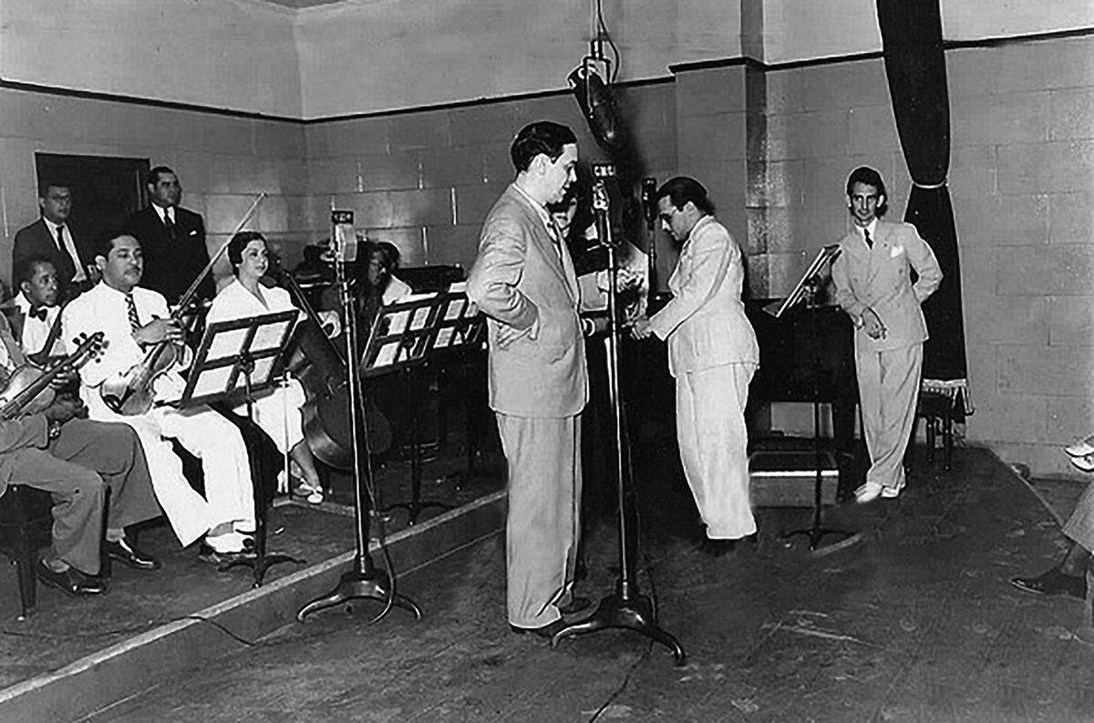 Lecuona en CMQ, 1938.