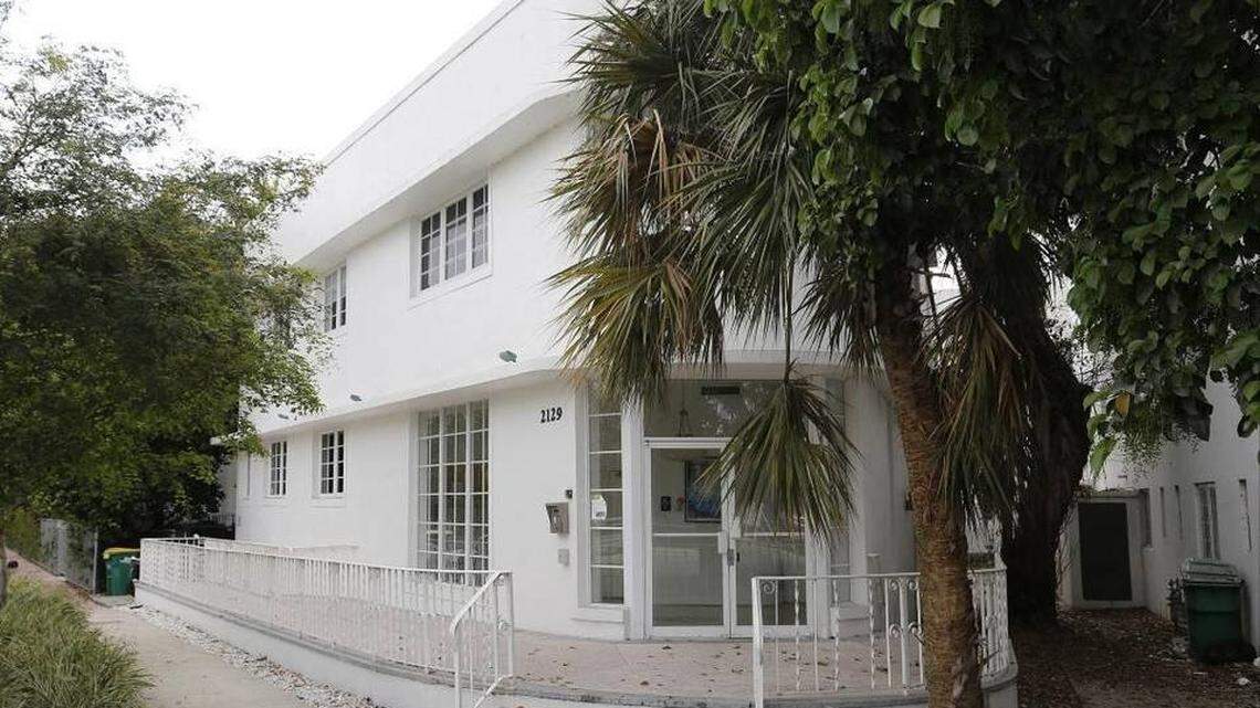 La ciudad de Miami Beach tiene un programa de ayuda para personas que compran su primera casa.