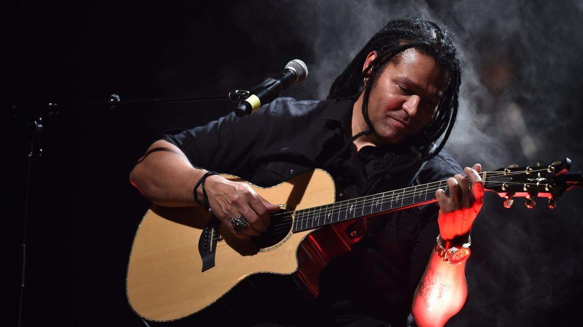 El cantautor cubano Amaury Gutiérrez, ganador de un prestigioso Latin Grammy, ofrecerá un concierto en el ambiente íntimo y acogedor de Hoy como Ayer,