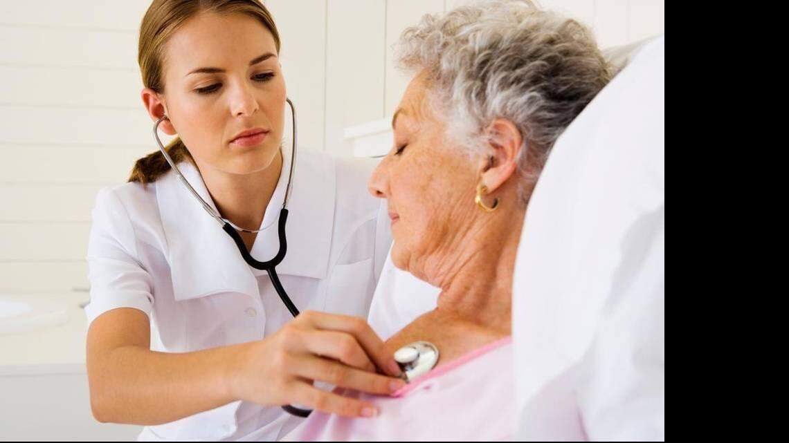 Aunque el rechazo y reemplazo de la Ley de Cuidado de Salud Asequible (ACA) sigue yendo y viniendo, sin definiciones, eso no significa que las reglas de tu seguro permanecerán sin cambios.