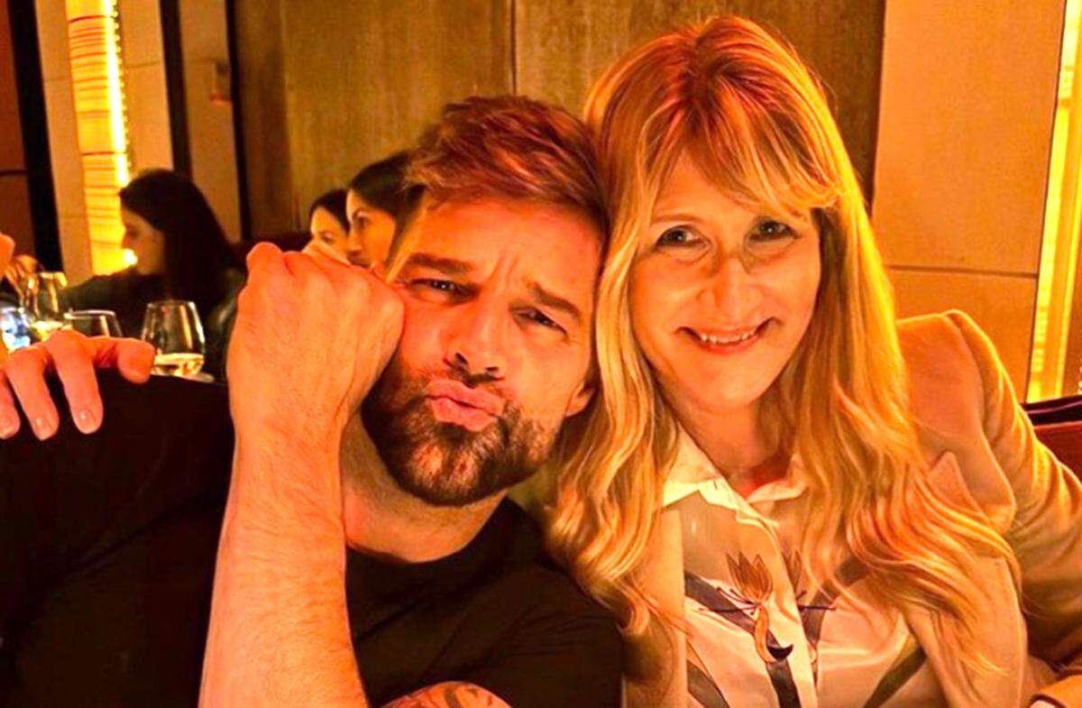 Ricky Martin y Laura Dern.