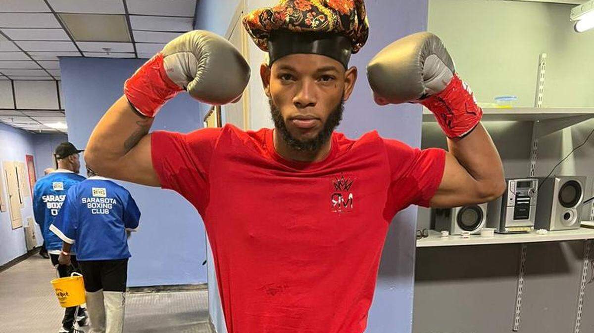 Después de vencer por nocaut en el segundo asalto a Ryan Wilson, Raynel Mederos recibió una solicitud que no esperaba. Don King reclamaba su presencia para comentarle lo contento que estaba con su actuación en lMiami.