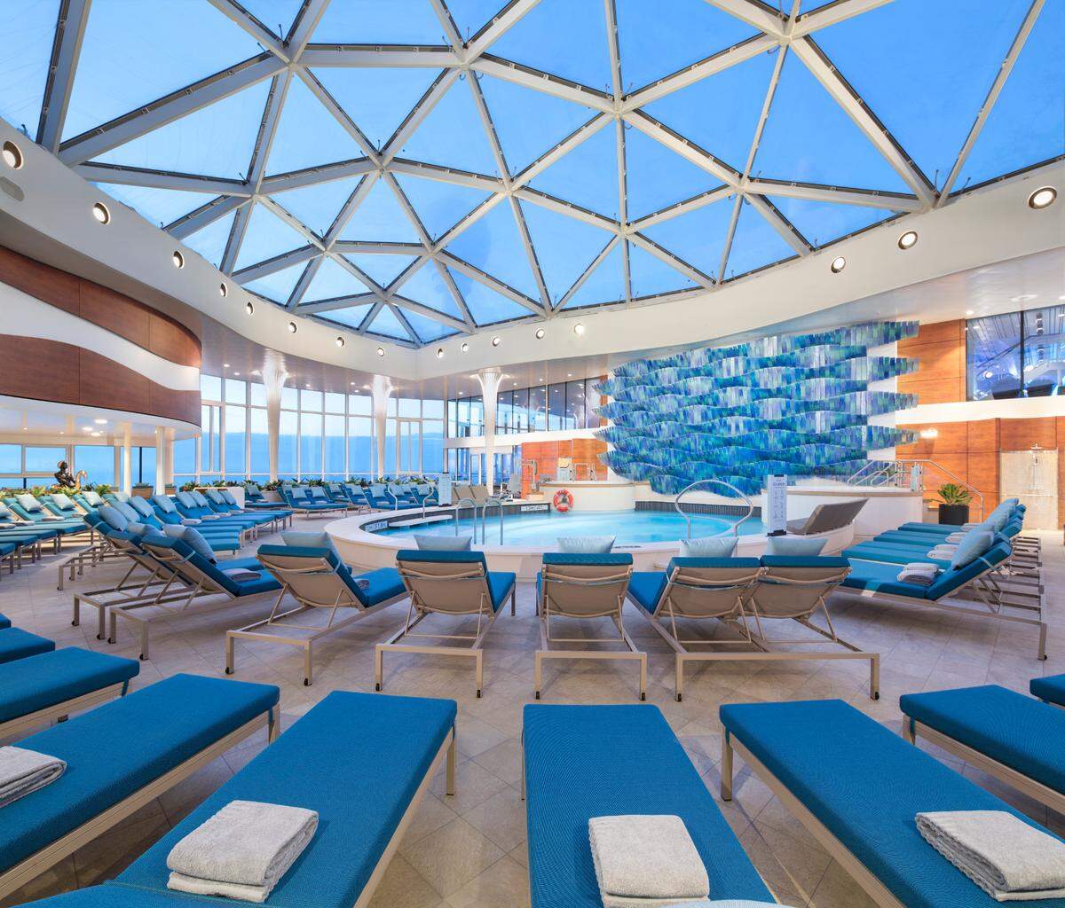 Con ganas de piscina, pero sin deseos de música estruendosa y multitudes, el elegante Solarium es el lugar.