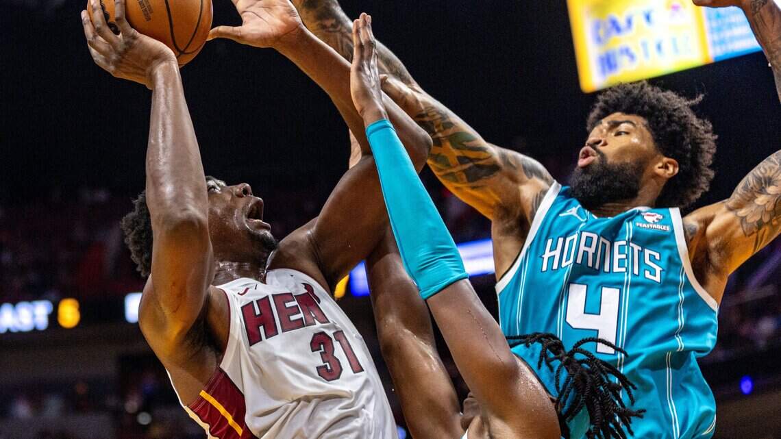 El Miami Heat se trae a un centro dominante como suplente de lujo de Bam Adebayo y ya son 14