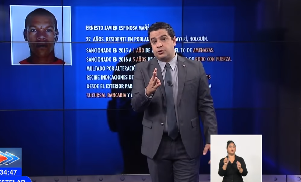 Humberto López, state journalist and informal spokesman for state security, announces the capture of four Cubans for alleged terrorist attacks