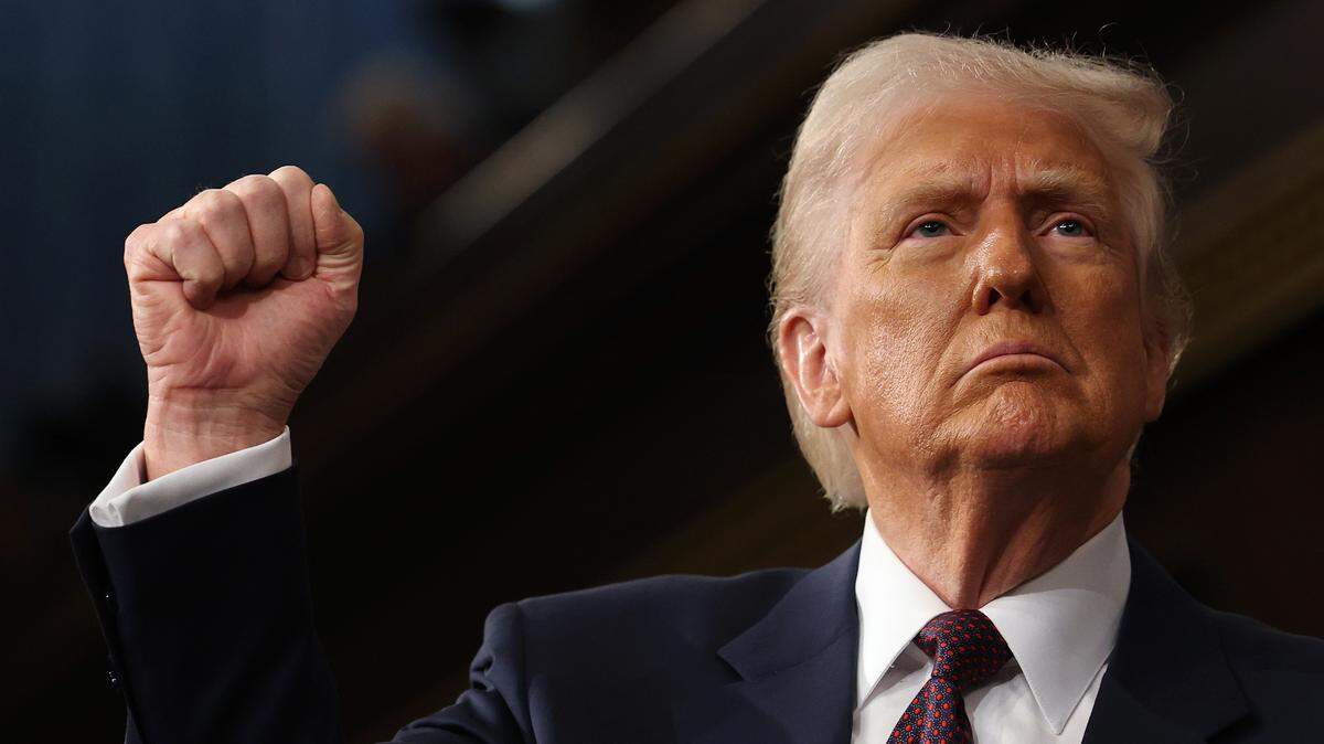 El presidente de EE.UU., Donald Trump, se dirige a una sesión conjunta del Congreso en el Capitolio de EEUU el 4 de marzo de 2025, en Washington, DC.