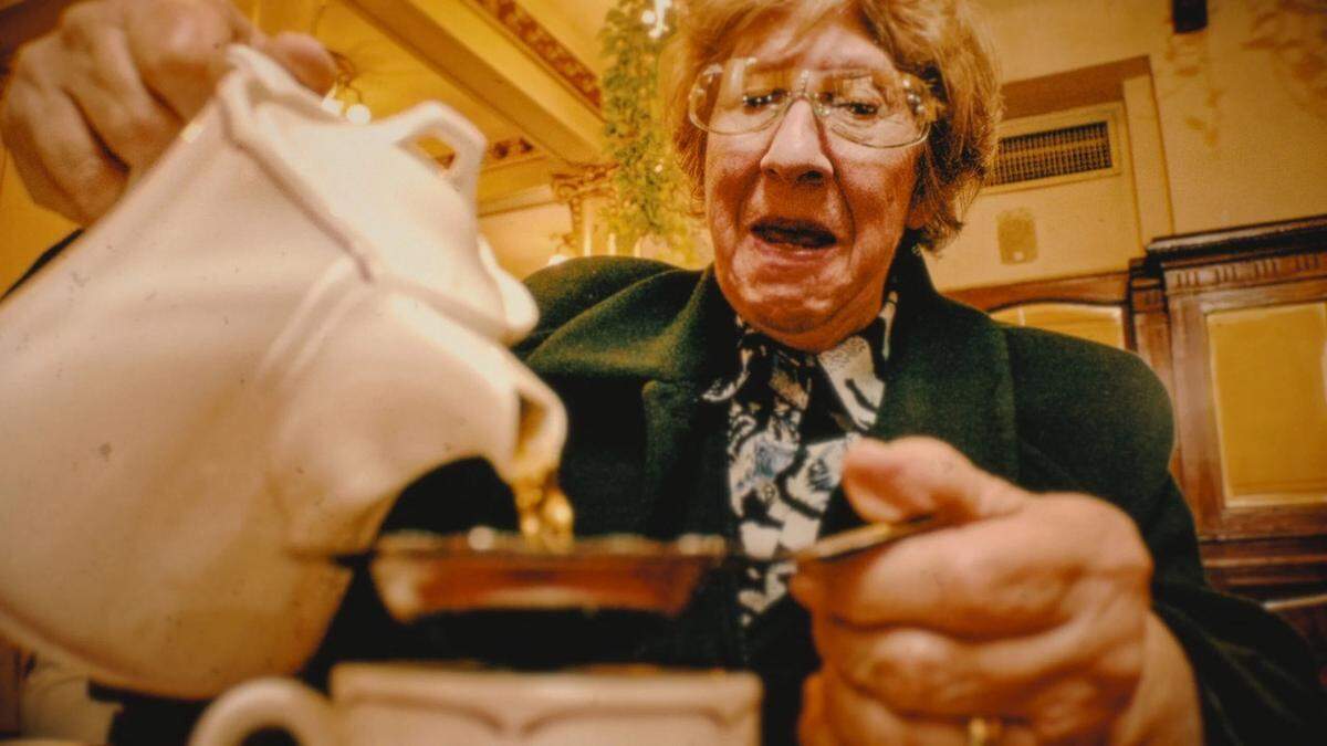 En Netflix el documental argentino ‘Yiya Murano: Muerte a la hora del té’ (2026), ahonda en la investigación de los crímenes y en la figura de esta oscura mujer. 