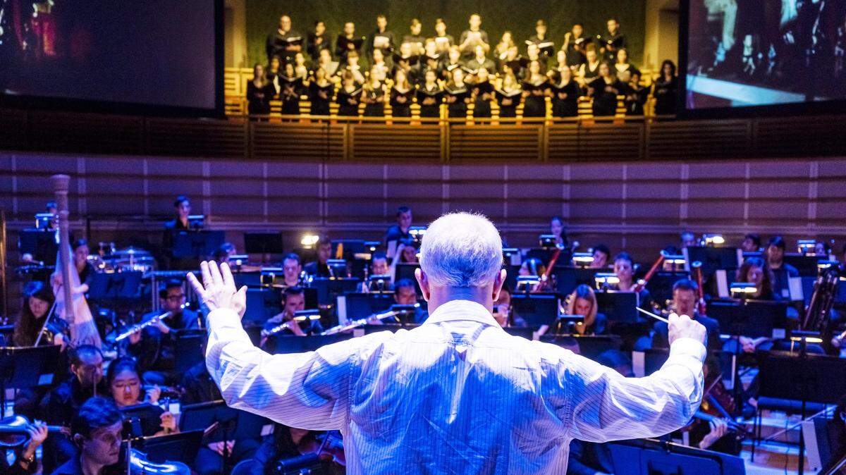 El compositor Jeff Beal, ganador de cinco premios Emmy, se une a la Orquesta de la Frost School of Music, de la Universidad de Miami, para una noche diferente, este viernes a las 8 p.m.