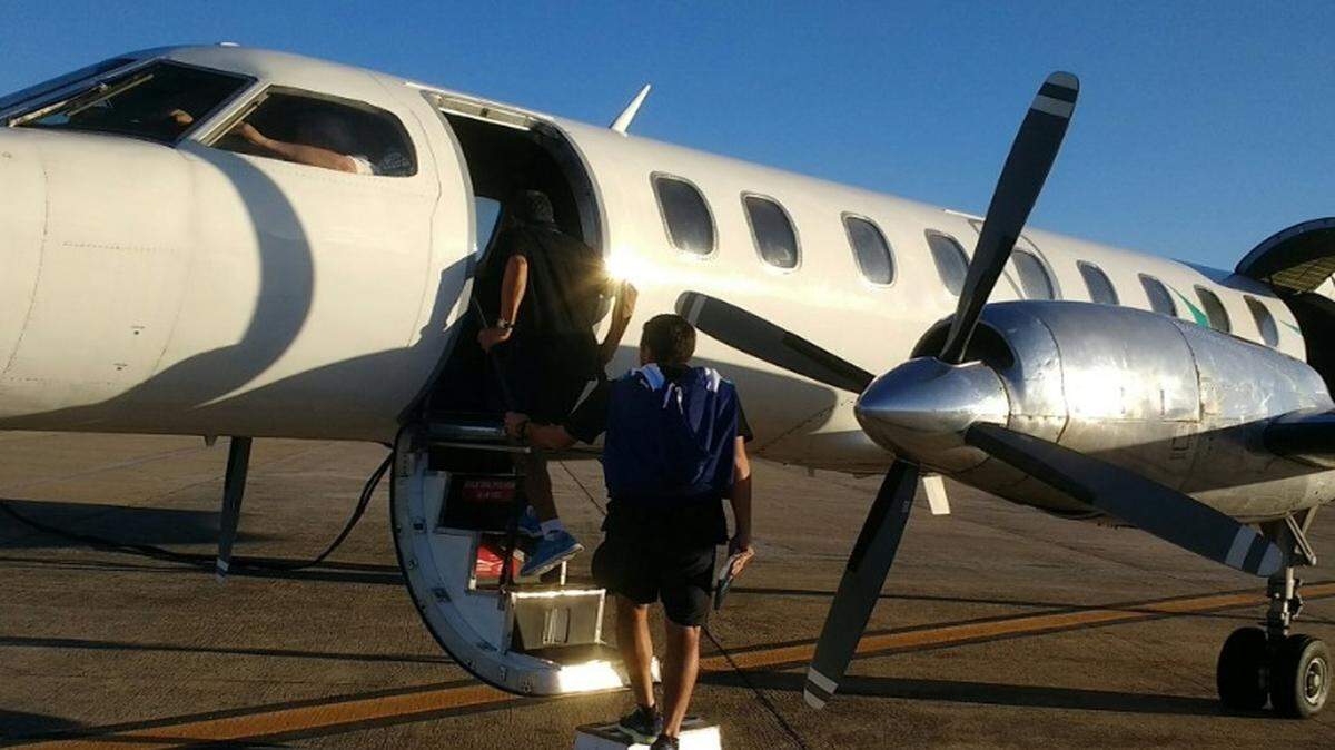 El episodio ocurrió el domingo pasado tras el partido en el que Racing cayó ante Belgrano (2-0) por el torneo argentino de primera división, cuando el plantel emprendía el regreso en un vuelo charter desde Córdoba (700 km al norte) a Buenos Aires.