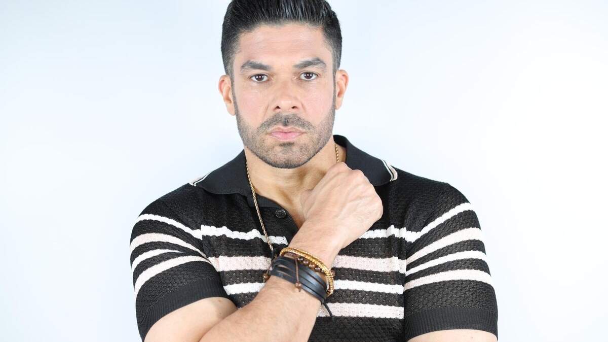 Jerry Rivera anuncia que estrenará la canción en público en el transcurso de este mes.