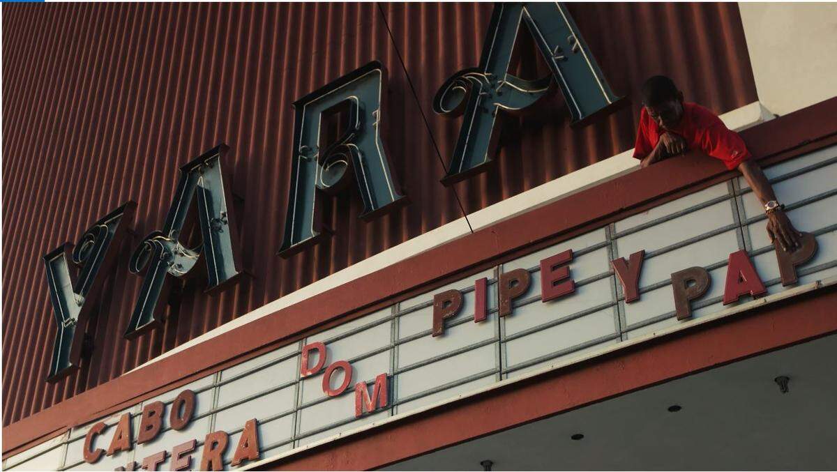Marquesina del cine Yara (antiguo Radiocentro).