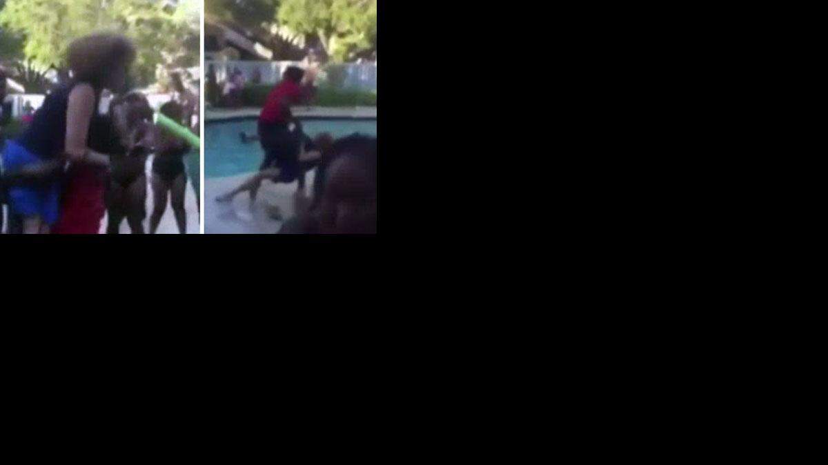La mujer intentó detener una ruidosa fiesta, pero fue lanzada a una piscina por uno de los jóvenes.